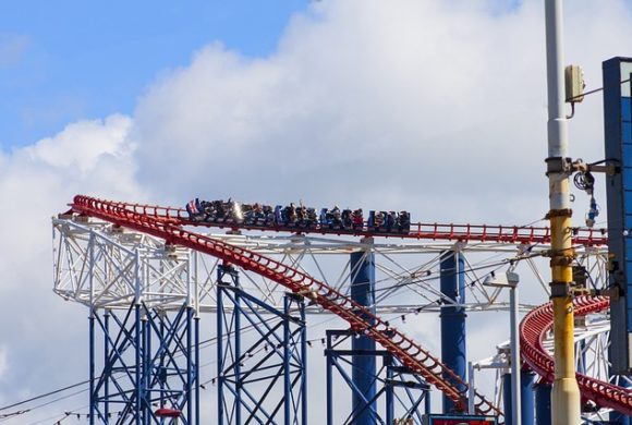 rollercoaster at amusement park Queener Law